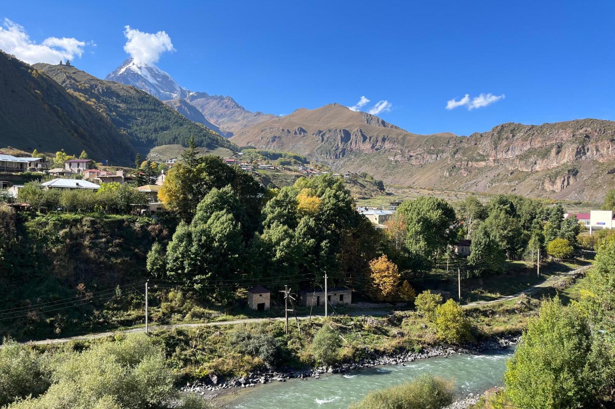 Hotel Stancia Kazbegi - City Center المظهر الخارجي الصورة